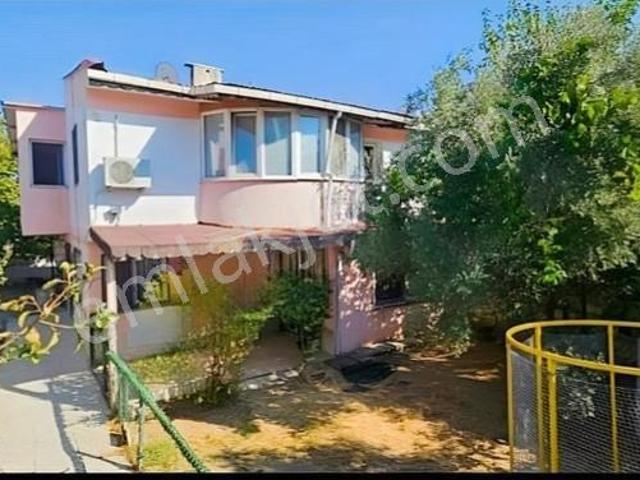 Torbalı İnönü Mah. 4+1 Müstakil Bahçeli Satılık Villa