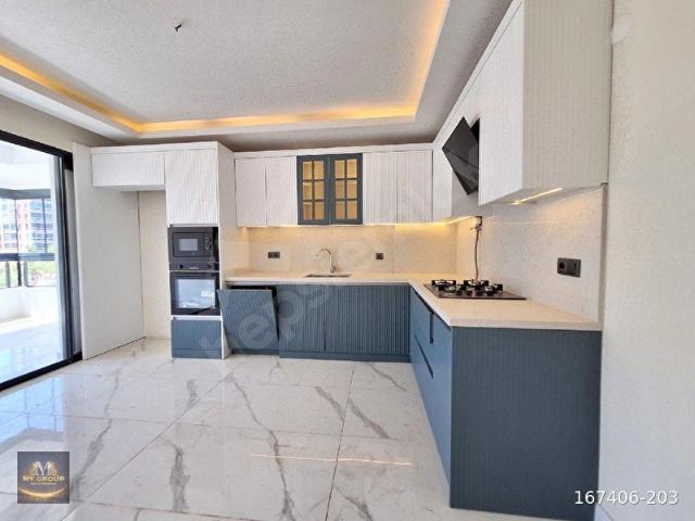 Torbalı Mahallesi Havuzlu Sitede lüks 3+1 Daire 7.500.000 TL
