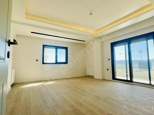 TORBALI PANCARDA İZBAN'A YÜRÜME MESAFESİNDE LÜKS 2+1 SIFIR DAİRE