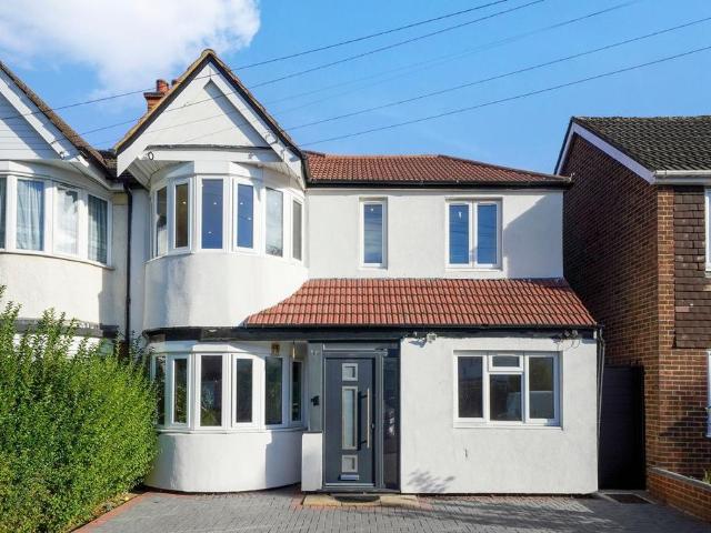 Torbay Road, Harrow HA2 5 bed end of terrace house to rent £3,000 pcm £692 pw