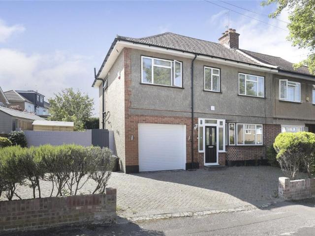 Torcross Road, Ruislip, HA4 5 bed semi detached house to rent £3,475 pcm £802 pw