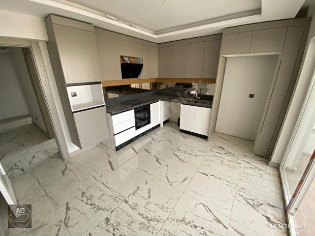 TÖREKENT HASTANE METRO LOKS.SERA CAD.15.KAT KİLER TERAS BALKON