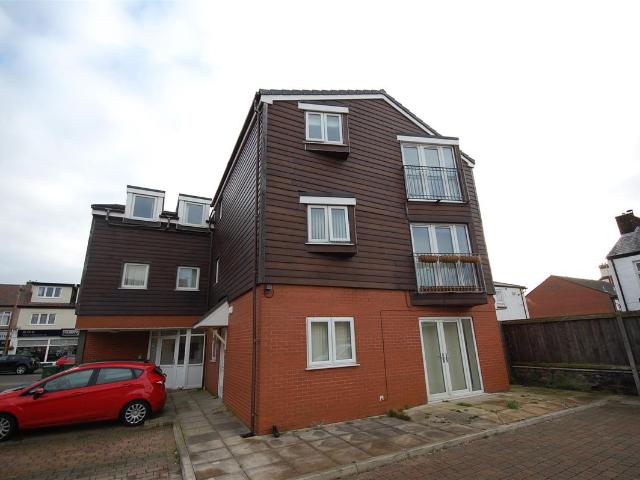 Toronto Mews, Wallasey CH45, 2 bed flat to rent, £695 pcm | PrimeLocation