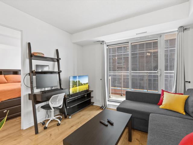 Toronto Furnished Condo for Rent Cozy 1 Bedroom with Air Conditioning and Office Den