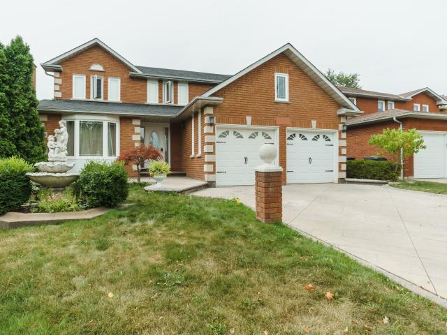 Toronto Furnished House Rental Amazing 4 Bed 3 Bath Detached Home in East Credit