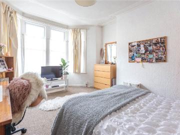 Toronto Road, Horfield, Bristol BS7, 5 bed shared accommodation to rent, £3,000 pcm | PrimeLocation