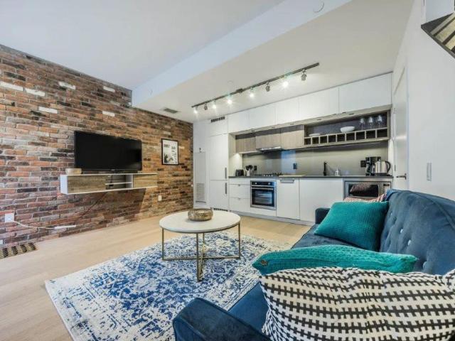 Toronto Townhouse for Rent in Dufferin Grove Brand New 2 Bed, 2 Bath with Balcony at Enigma on the Park