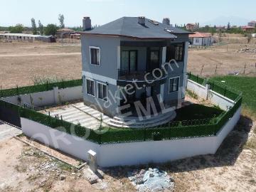 Toros Emlak'tan Acil Kemerhisarda Satılık 2 Katlı Dublex Daire