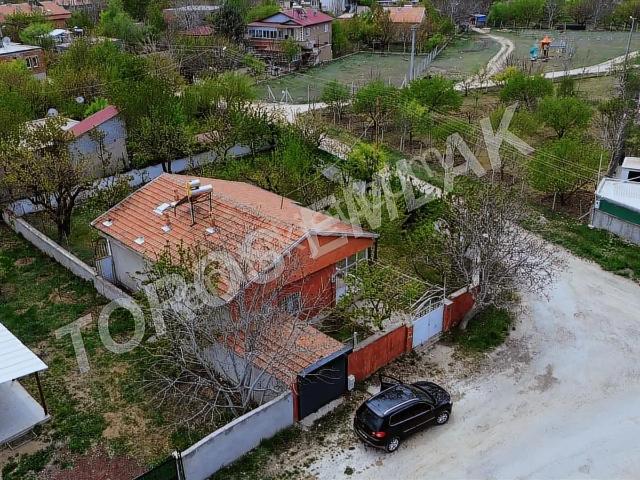 Toros Emlak'tan Bor Bahçeli Kasabası Satılık Müstakil Evli Bahçe