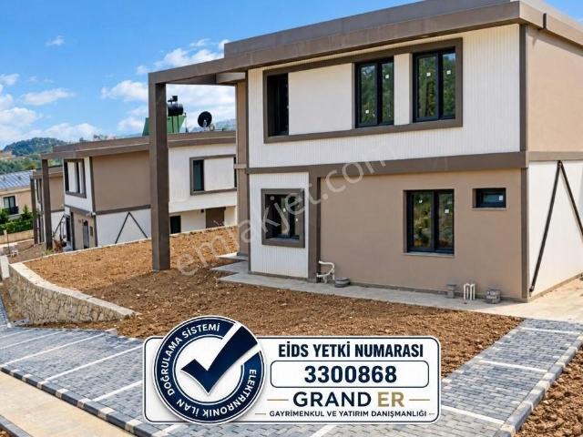 Toroslar Hamzabeylide Site İçerisinde Kiralık 4+1 Villa