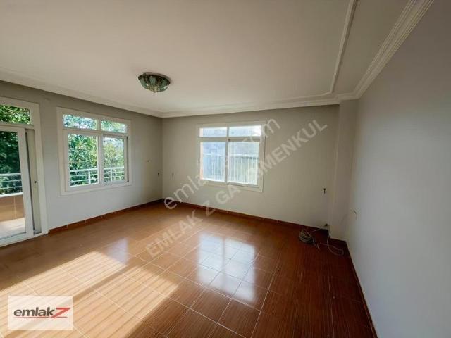 Toroslar Mevlana'da Kiralık 3+1 Daire 155m², Balkonlu, Merkezi