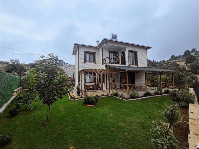 Bekiralanı'nda Sıfır Eşyalı Ultra Lüks 4+1 Villa