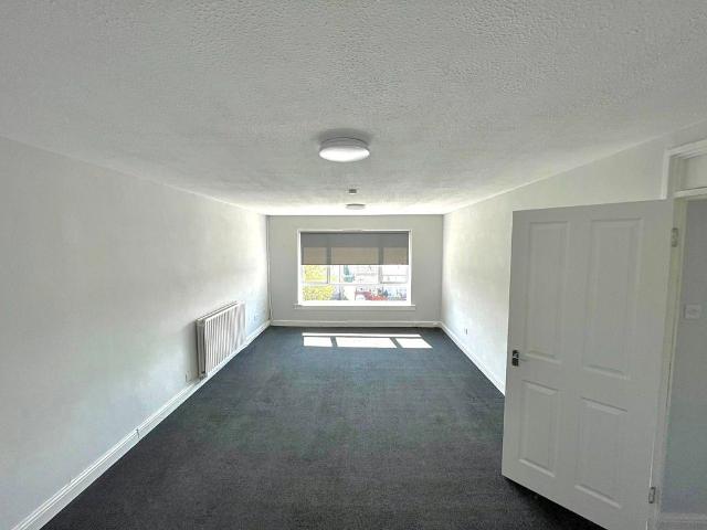 Torphin Crescent, Glasgow G32, 4 bed flat to rent, £1,800 pcm | PrimeLocation