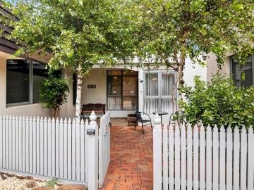 Apartment for sale in Torquay, Surf Coast