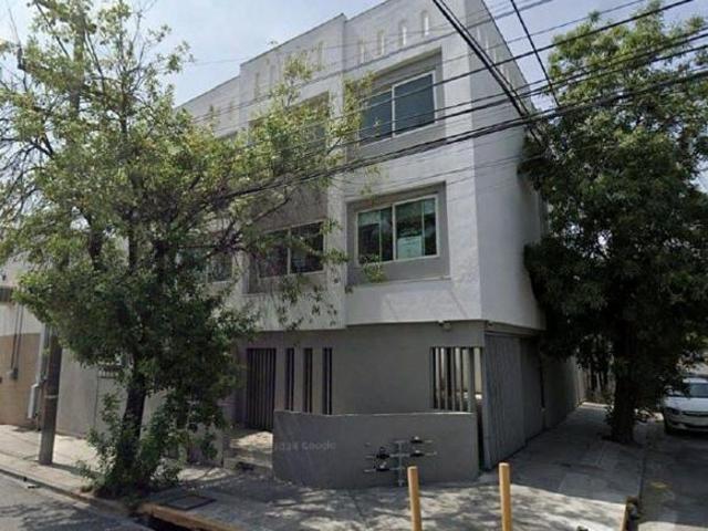 TORRE EN VENTA CON 5 DEPARTAMENTOS, ZONA CENTRO MTY 1 o 2 Recámaras, Terraza