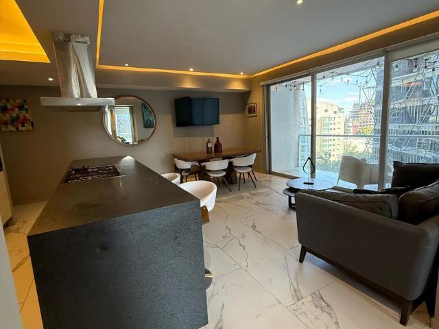 Torre Galatea, Country Club, 2 rec?maras, a 2 cuadras zona financiera GDL