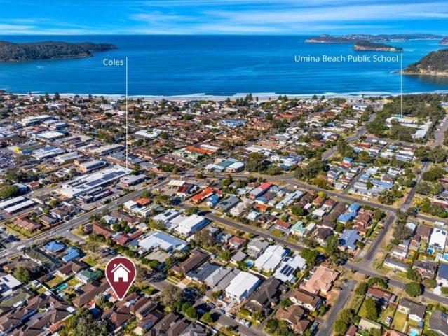 Torrens Title Duplex Walk to the Beach & Shops