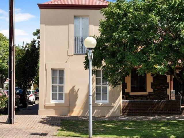 Torrens Title Terrace | Circa 1865