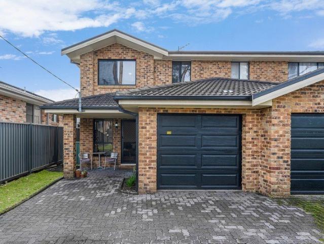 Torrens Title 3 Bed Duplex with North Facing Rear Yard
