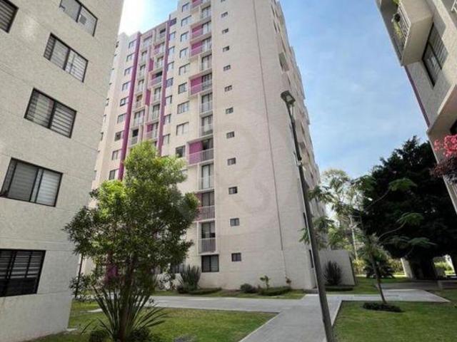Torres del parque: Departamento en venta en La Aurora