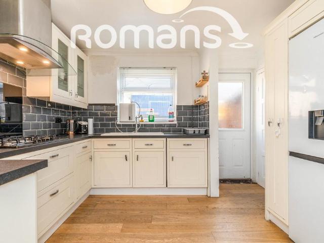 Torrington Avenue, Bristol, Somerset. 3 bed detached house to rent £1,600 pcm £369 pw