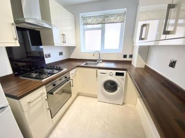 Torrington Park, North Finchley N12, 1 bed flat to rent, £1,450 pcm | PrimeLocation