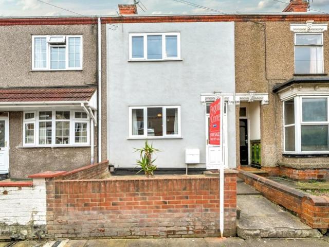 Torrington Street, Grimsby. 3 bed terraced house to rent £750 pcm £173 pw