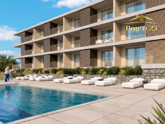 Torrinha Bay — Viva o Luxo com o Funchal aos Seus Pés