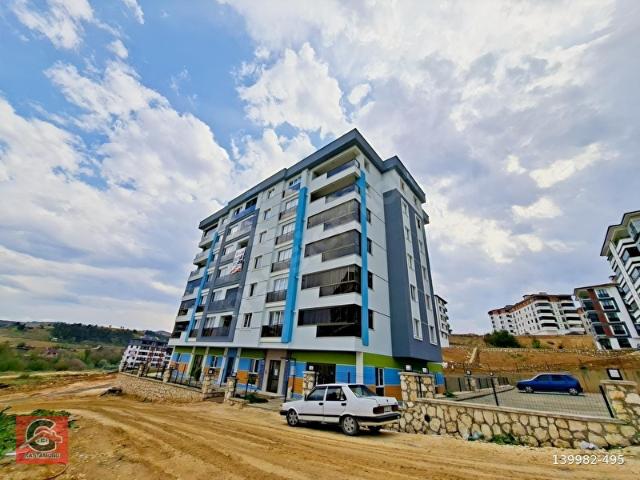 TOSYA YOLU YENİ BİNADA İLK OTURUM 2+1 LUX DAİRE