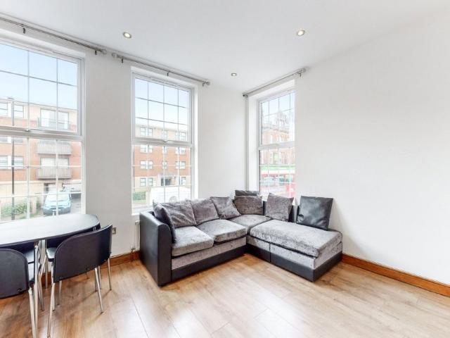 Tottenham Lane, Crouch End, London N8, 1 bed flat to rent, £1,550 pcm | PrimeLocation