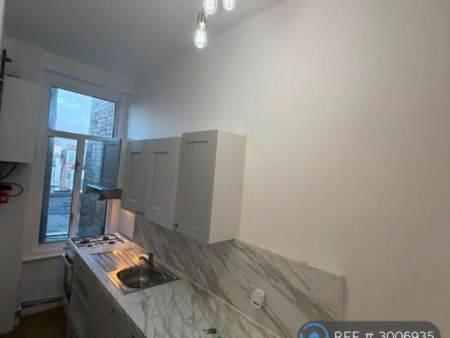 Tottenham Lane, London, N8 1 bed flat to rent £1,575 pcm £363 pw