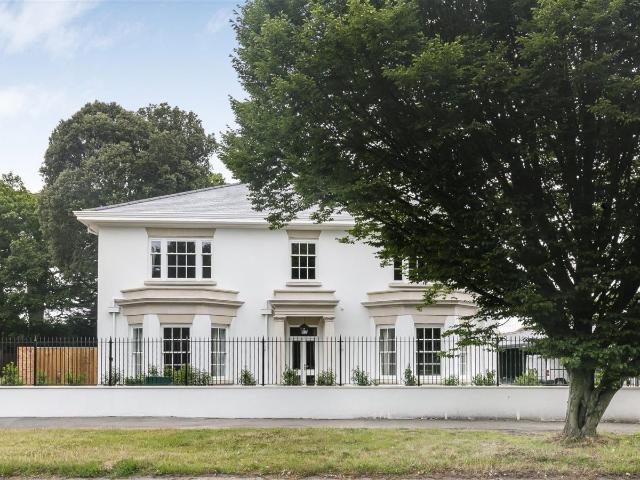 Totteridge, N20 Real Estates