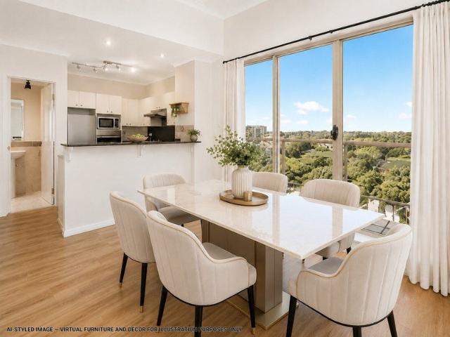 Total 142sqm Renovated dual Level Corner Penthouse with Views and Two Car Spaces