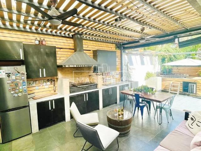 Totalmente Renovada 3d / Tinaja / Servicio