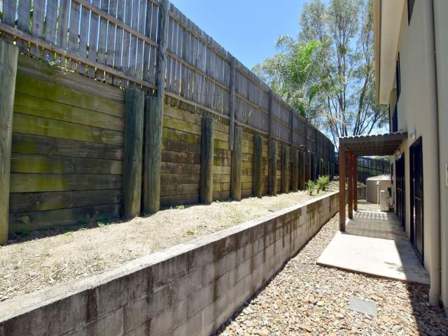 TOTALLY IMPRESSIVE &mldr  THIS CONTEMPORARY TOWNHOUSE TICKS ALL THE BOXES!