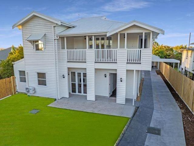 Totally Renovated Qlder, Dual Living, Rare 3 Car Accommodation