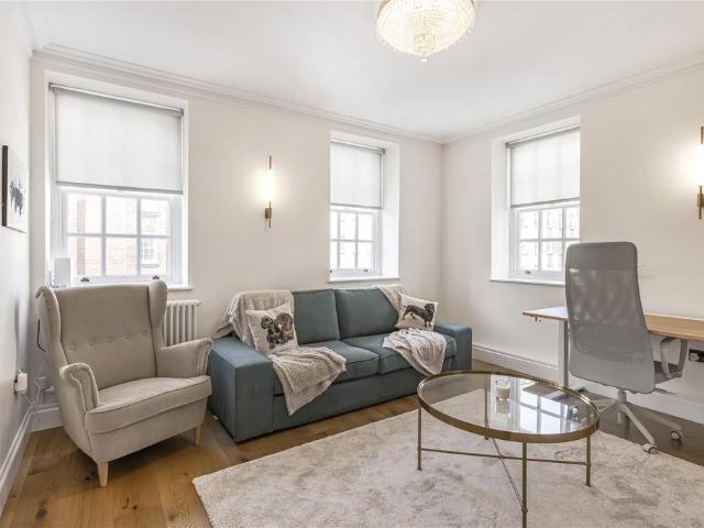 Tothill House, Page Street. 2 bed apartment to rent £3,098 pcm £715 pw