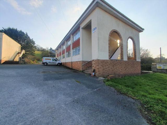 Totnes Road, PAIGNTON, TQ4 1 bed apartment to rent £625 pcm £144 pw