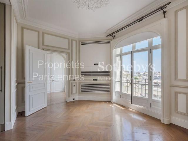 Tout savoir sur cet appartement à Paris 16ème