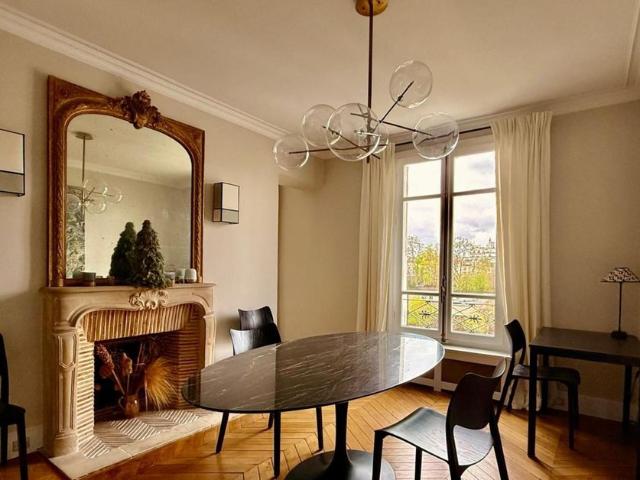 Tout savoir sur cet appartement à Paris 7ème
