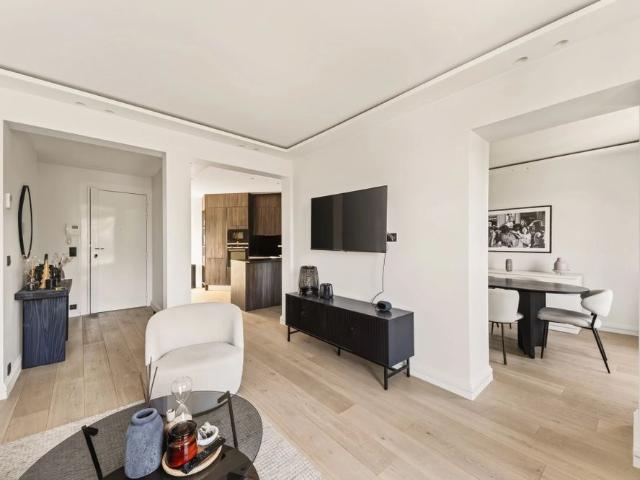 Tout savoir sur cet appartement à Paris 7ème