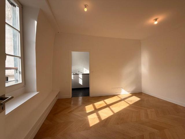 Tout savoir sur cet appartement à Paris 4ème