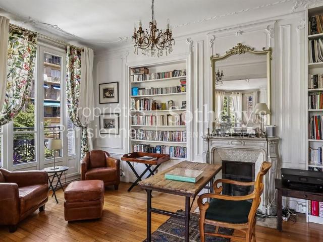 Tout savoir sur cet appartement à Paris 6ème