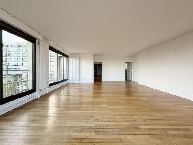 Tout savoir sur cet appartement dans le quartier Coteaux, à Saint Cloud