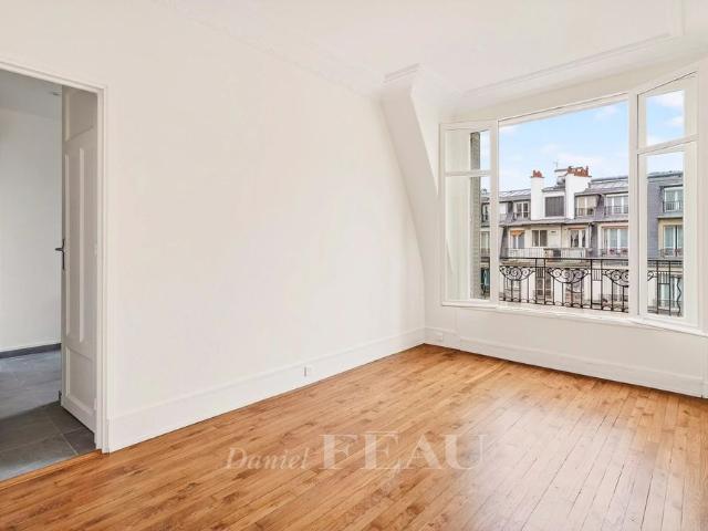 Tout savoir sur cet appartement dans le quartier Courcelles Wagram, à Paris 17ème
