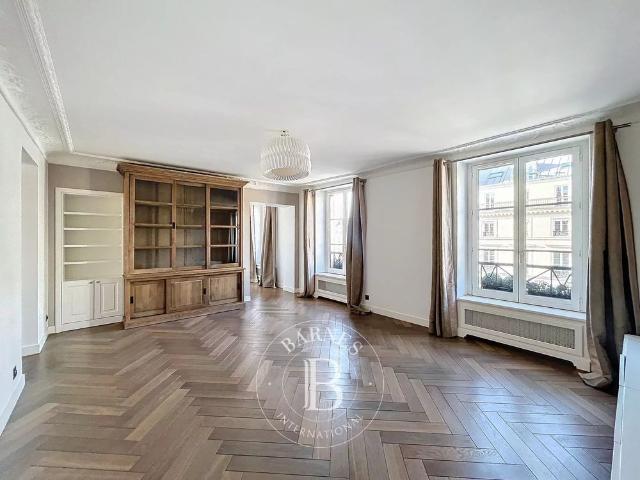 Tout savoir sur cet appartement dans le quartier Courcelles Wagram, à Paris 17ème