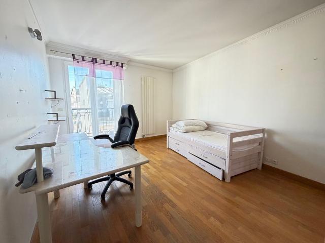 Tout savoir sur cet appartement dans le quartier Courcelles Wagram, à Paris 17ème