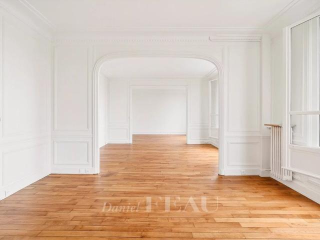 Tout savoir sur cet appartement dans le quartier Courcelles Wagram, à Paris 17ème