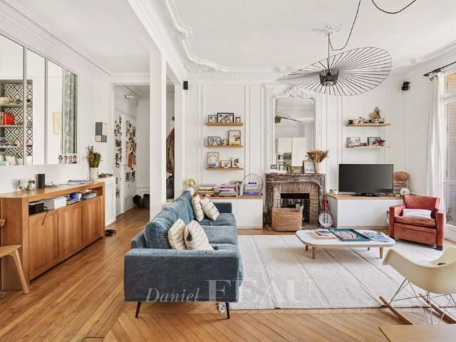 Tout savoir sur cet appartement dans le quartier Cambronne Garibaldi, à Paris 15ème