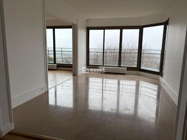 Tout savoir sur cet appartement dans le quartier Centre, à Saint Cloud